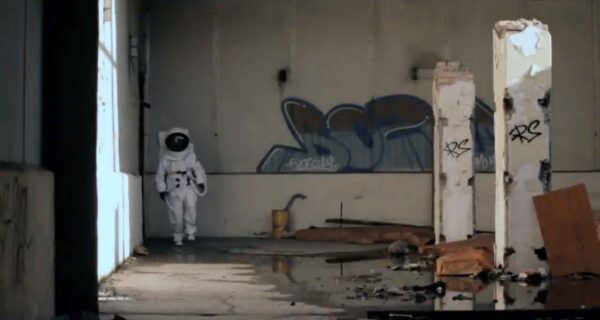 Space Metropoliz - Documentario